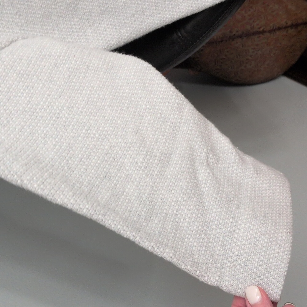 J Jill's Gray Ribbed Pullover - Picture 4 of 4
